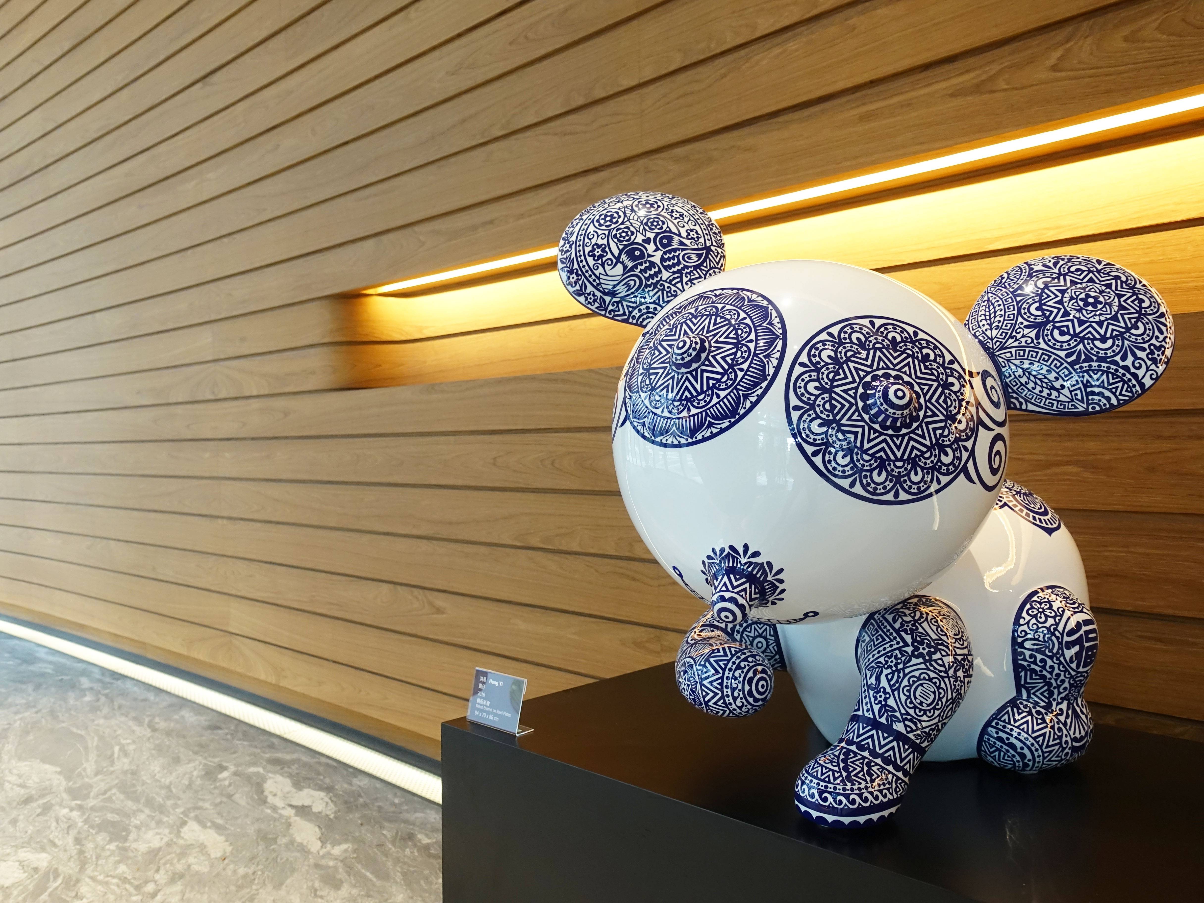 注入艺术活力!艺术家洪易作品进驻南港新地标砳建筑
